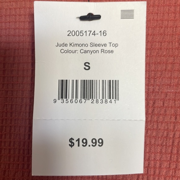 Rose wrap, crop top cotton on size small. - Picture 3 of 3